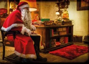 Christkindmarkt -Weihnachtsmann in seiner Stube
